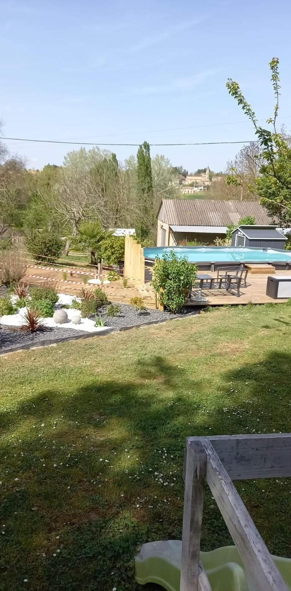 la serenité Saint-Vivien-de-Monségur Extérieur photo